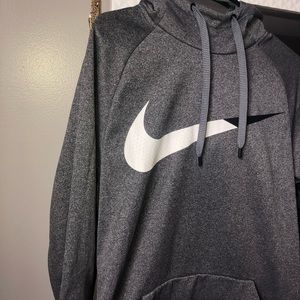 Men’s Nike gray therma dri-fit hoodie